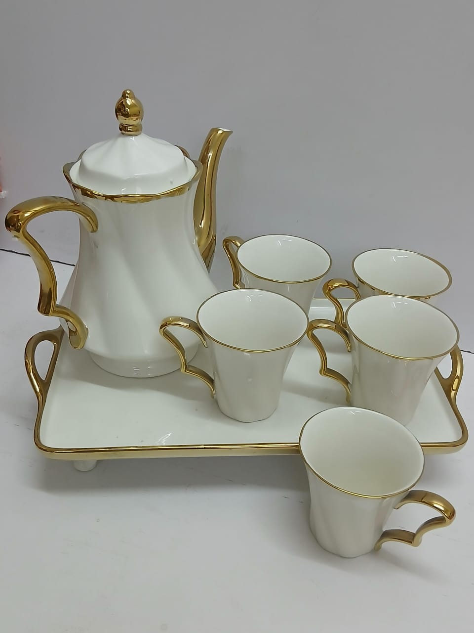 Elegant Minimalist Nordic Tea Set –Serveware for Modern Homes white and gold