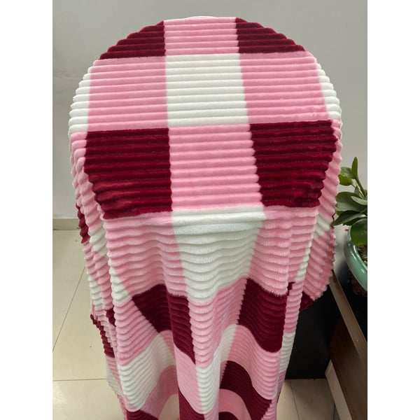 Pattern Fleece Blanket – Ultra Soft & Cozy(6by6)