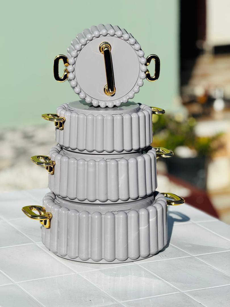 Gold Star 4-Piece Premium Hot Pot Set serveware