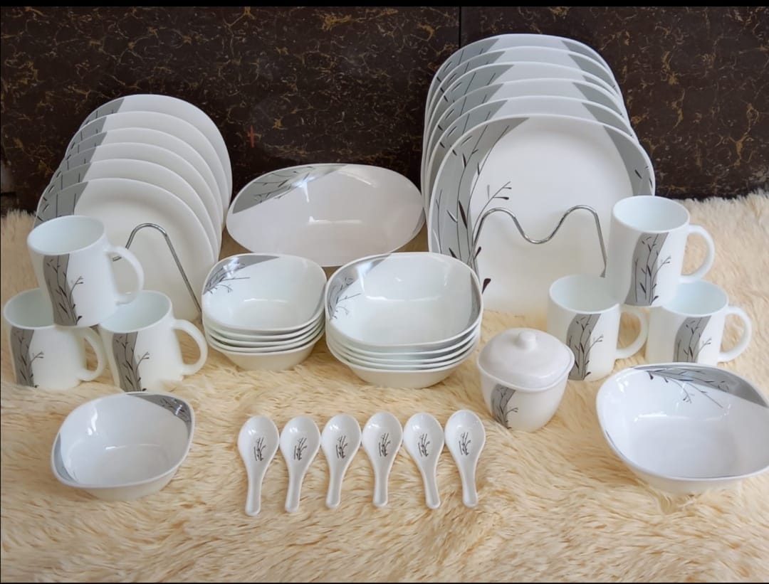 Quadra 39-Piece Opal Glass Dinnerware Set – Elegant & Durable Tableware Collection