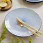 Elegant Porcelain Serving Plate – Classic White Dinnerware for Stylish Presentation